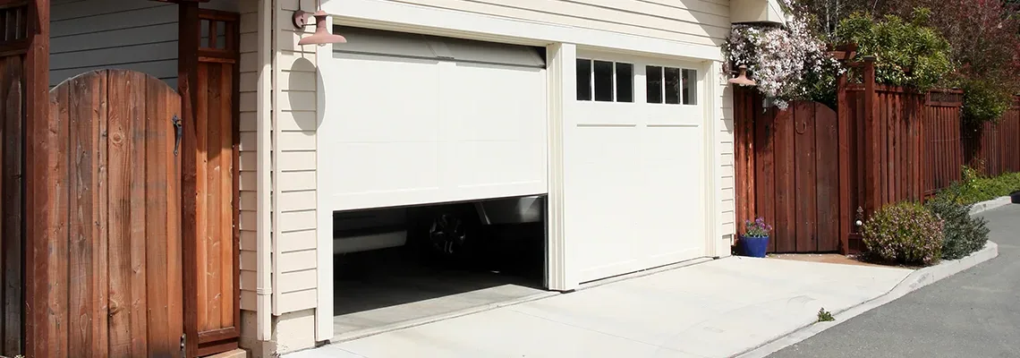 Repair Garage Door Won't Close Light Blinks in Gravenhurst, Ontario